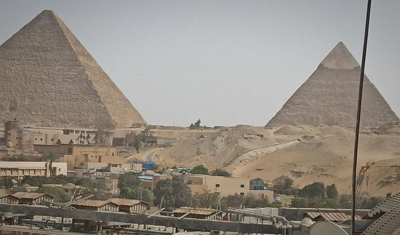 Kafret el-Gabal Grand Pyramids Inn מראה חיצוני תמונה