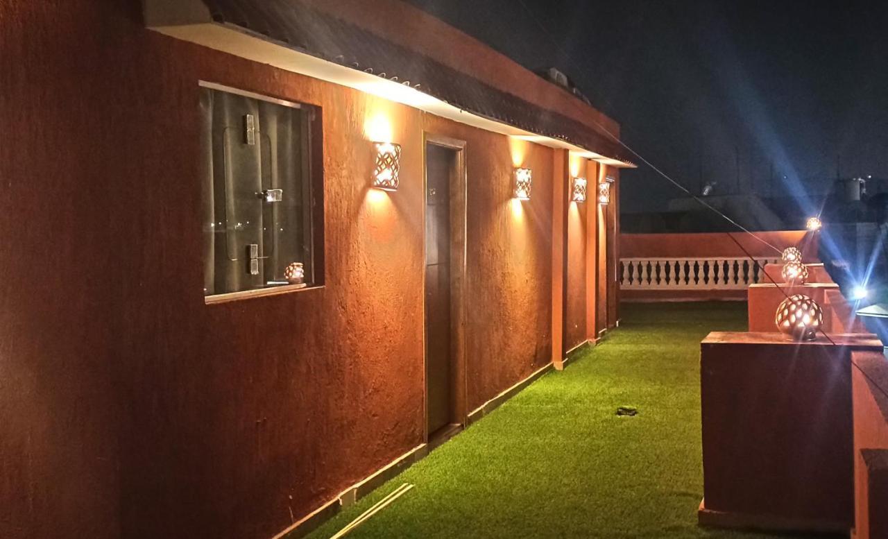 Kafret el-Gabal Grand Pyramids Inn מראה חיצוני תמונה