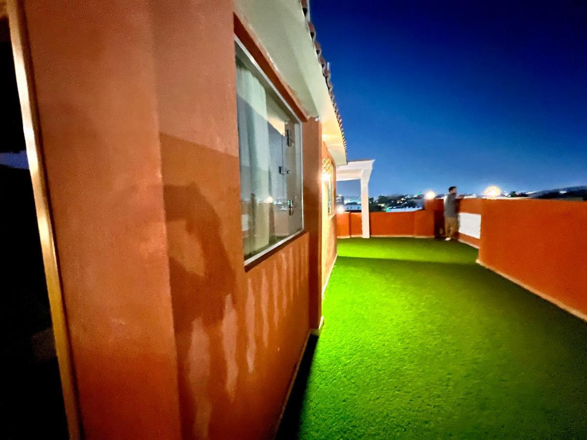 Kafret el-Gabal Grand Pyramids Inn מראה חיצוני תמונה