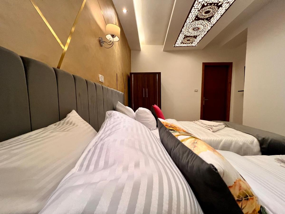 Kafret el-Gabal Grand Pyramids Inn מראה חיצוני תמונה