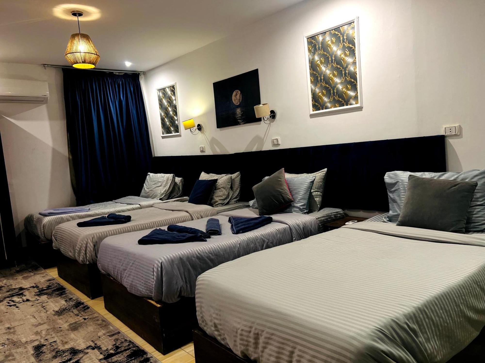 Kafret el-Gabal Grand Pyramids Inn מראה חיצוני תמונה